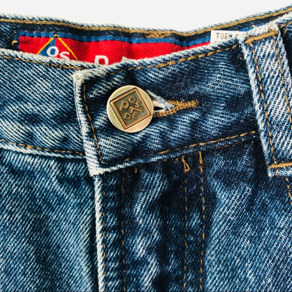 sold - VINTAGE 90s High Waisted Raw Hem Denim Mom Shorts - Picture 3 of 14
